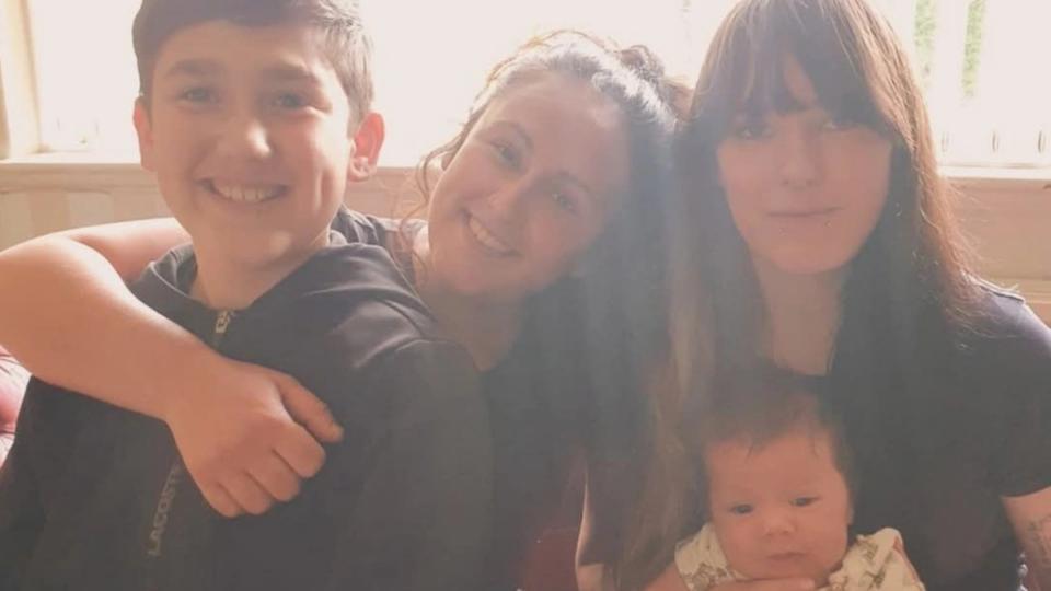 Lilly and her family