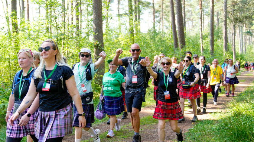 image of walkers at Dundee Kiltwalk