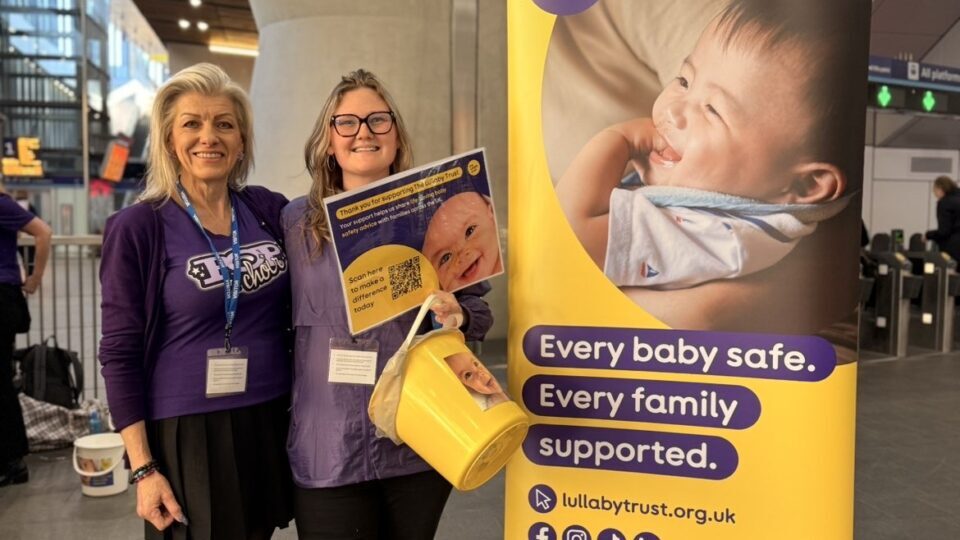 Jodie and Helen from Popchoir at bucket collection